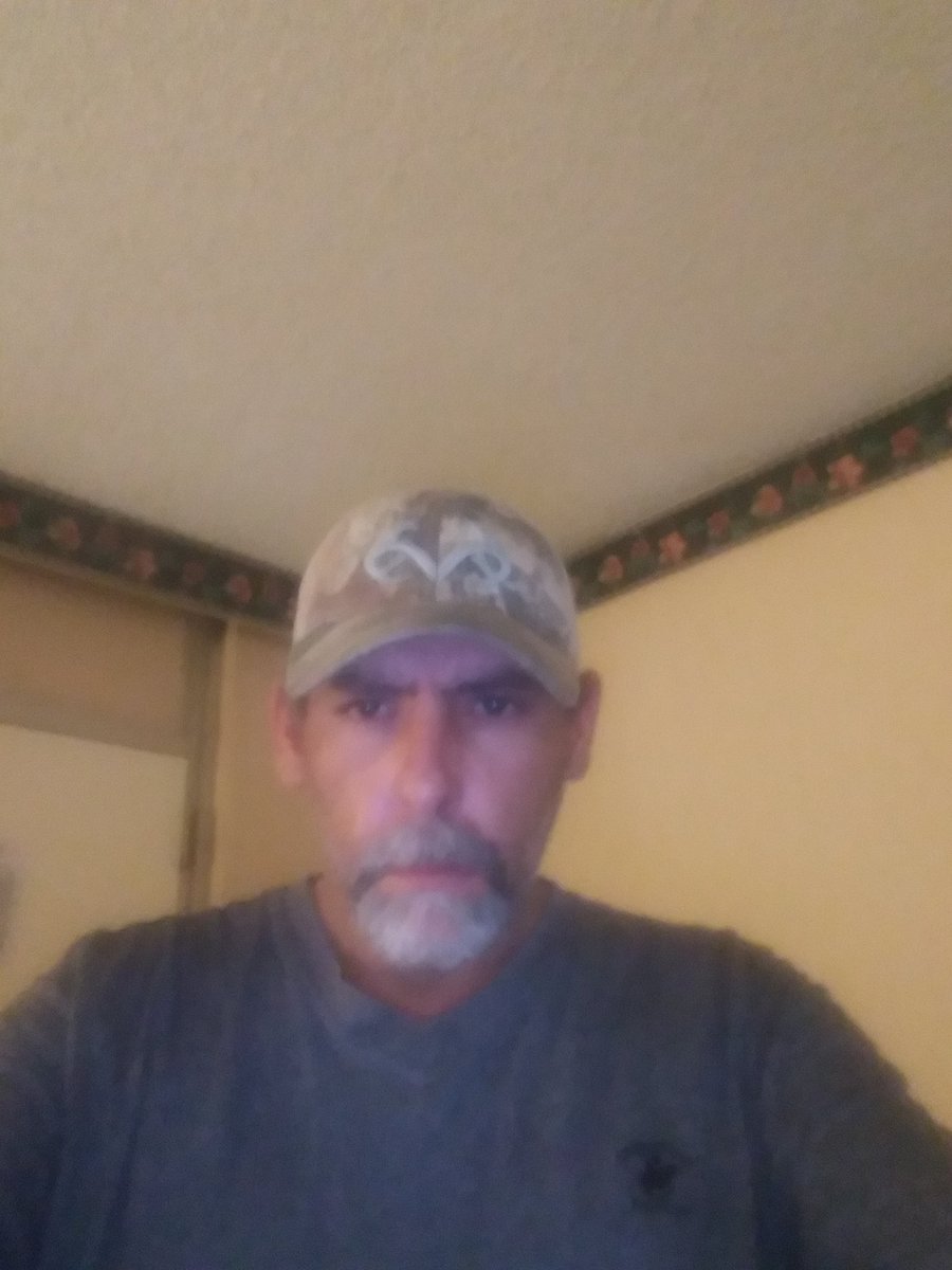 BillWhitcomb5's tweet photo. Any bbws or chubby ladies want to have a great day an night today an tonight. Of great sex an wine an dinning. In western north carolina I love to give oral an please all night. Ssbbw are welcome. Pm me an we go from there. Looking forward to hearing from you im a long laster https://t.co/FRewZVRfeo