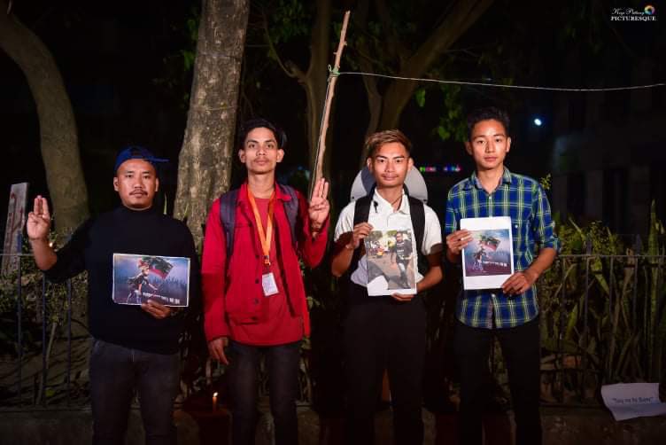 AMakury's tweet photo. Candle light vigil in Nagaland for the fallen souls during the ongoing Myanmar Spring Revolution #WhatsHappeningInMyanmar #NagasInSolidarityWithMyanmar https://t.co/DAxgvH1ilD