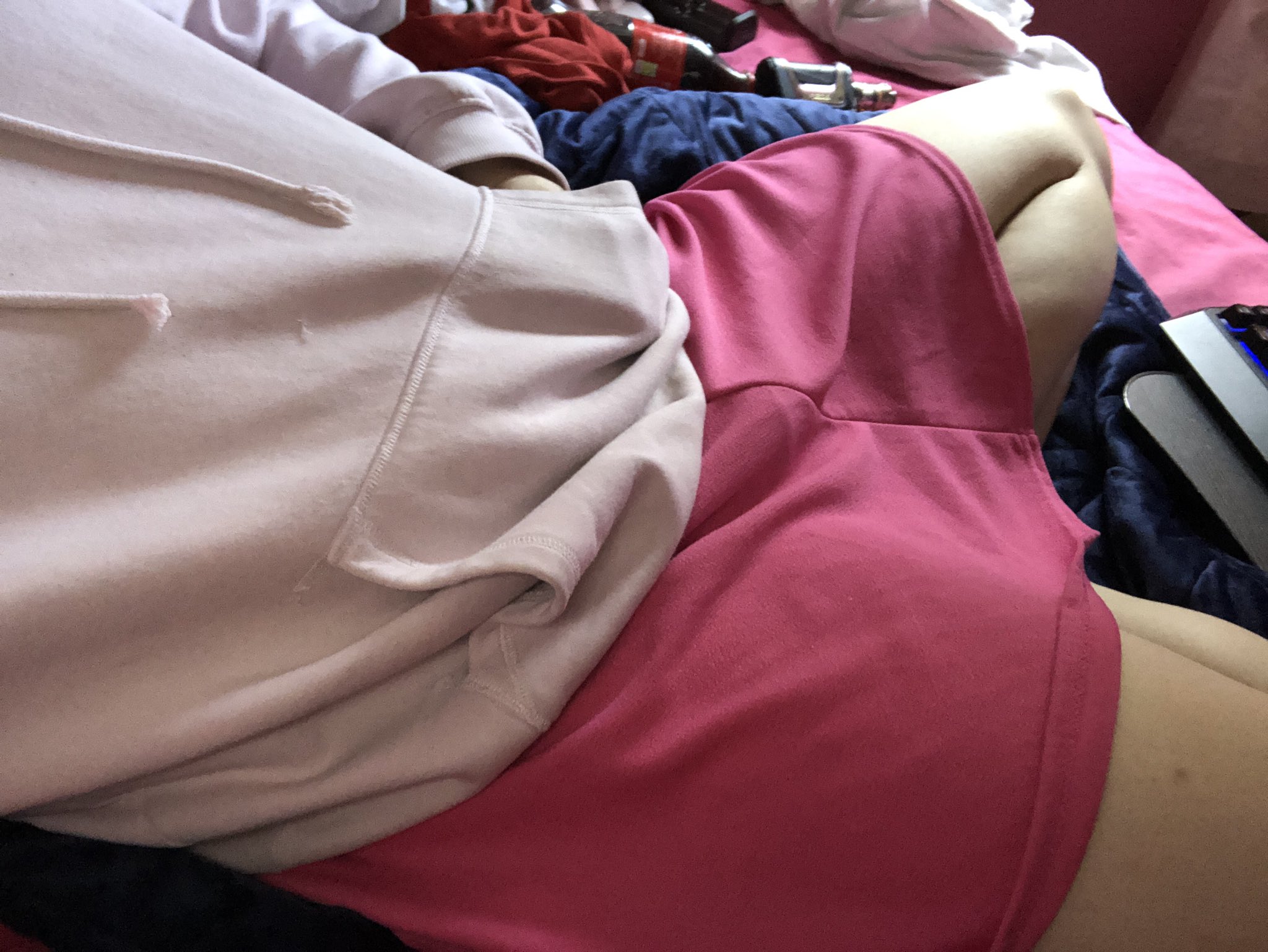 Reach under my skirt for a surprise OwO #sissy #femboy #gayfag #fag https://t.co/1HSQKqfoMQ