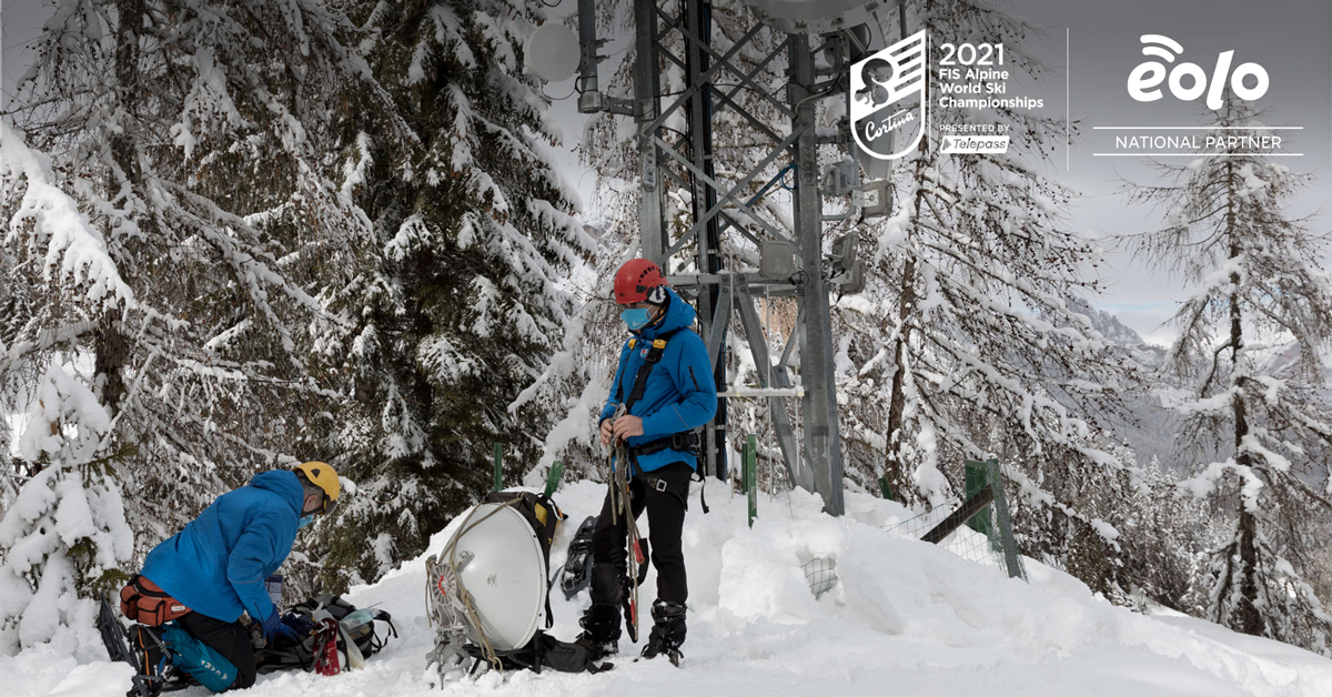 Abbiamo connesso Cortina con il resto del Mondo: sono stati 1.077 i giornalisti internazionali registrati al Virtual Media Center di @cortina2021 che hanno potuto assistere a 336 ore di contenuti in streaming.
https://t.co/5WYLMQfs4w https://t.co/6XbK8sYual