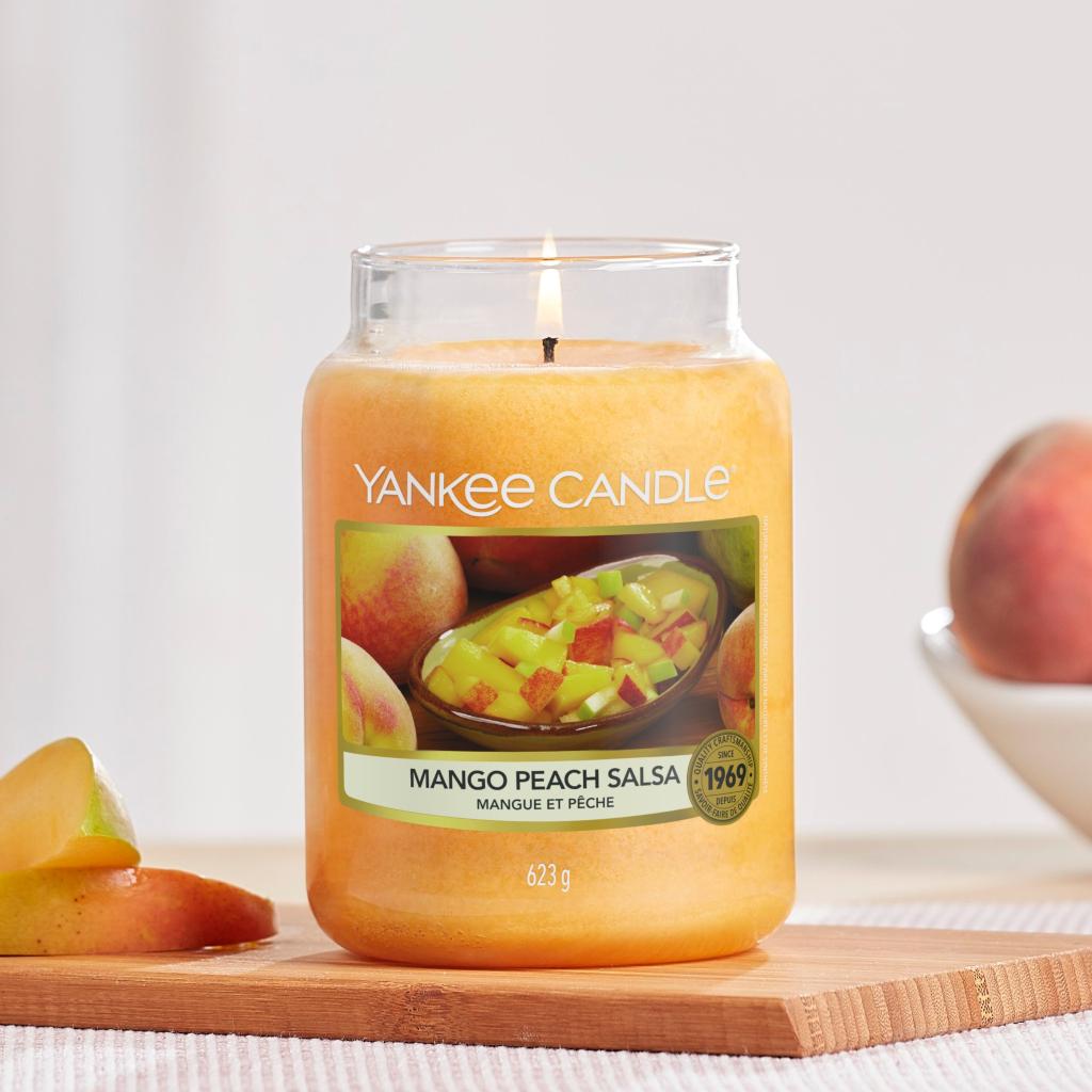 This Week We Love… Mango Peach Salsa! Sweet and zesty … juicy mangoes and peaches livened with citrus, ginger flowers and pink pepper.

#YankeeCandle #TWWL

spr.ly/6017HcLch