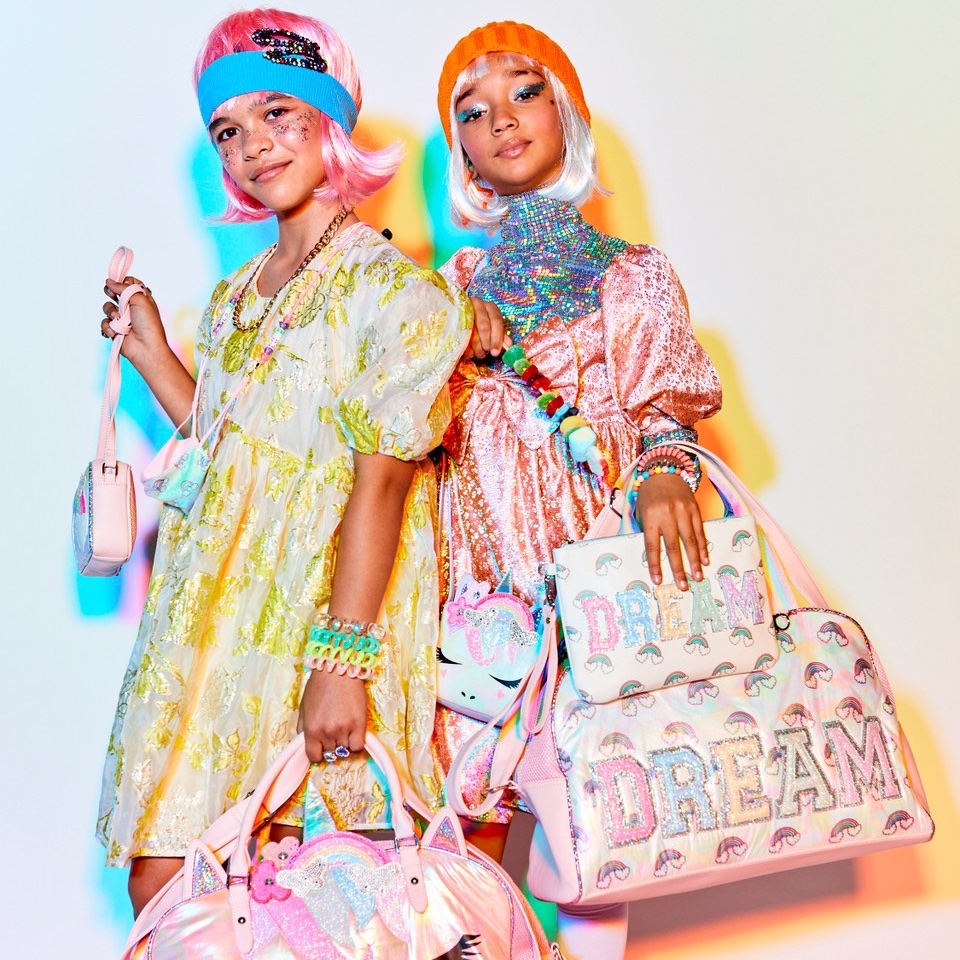OMG_Accessories's tweet photo. Glam Girls ⭐️ #OMGgirls #OMGAccessories https://t.co/q9M6DX8zxP