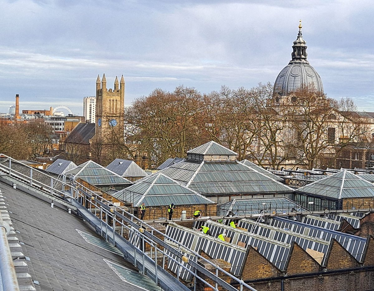 tlfmc_uk's tweet photo. Sun in the city and warmer weather sees the roofing team in full swing sorting the damages of winter. #FacilitiesMgmt https://t.co/xjI5qLe2Bq