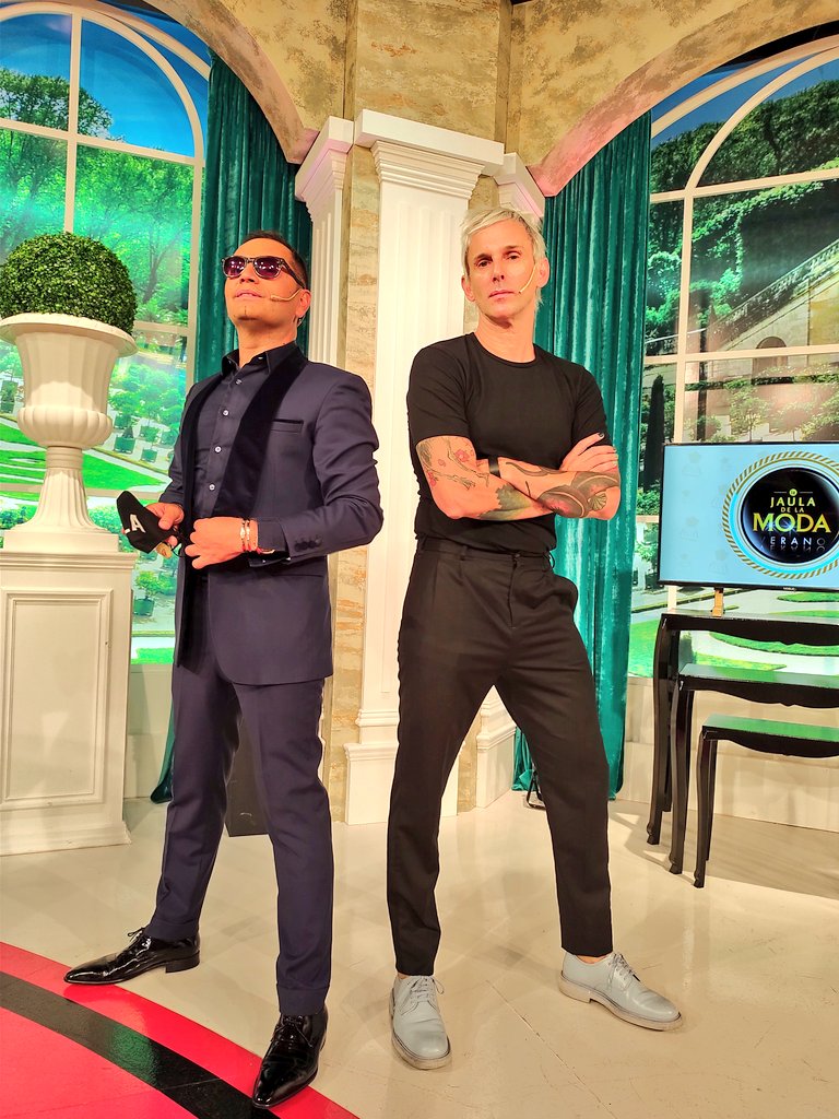 El prohibido !! <a href="/fabian_paz/">fabian paz</a> <a href="/LaJauladelaModa/">La Jaula de la Moda</a>