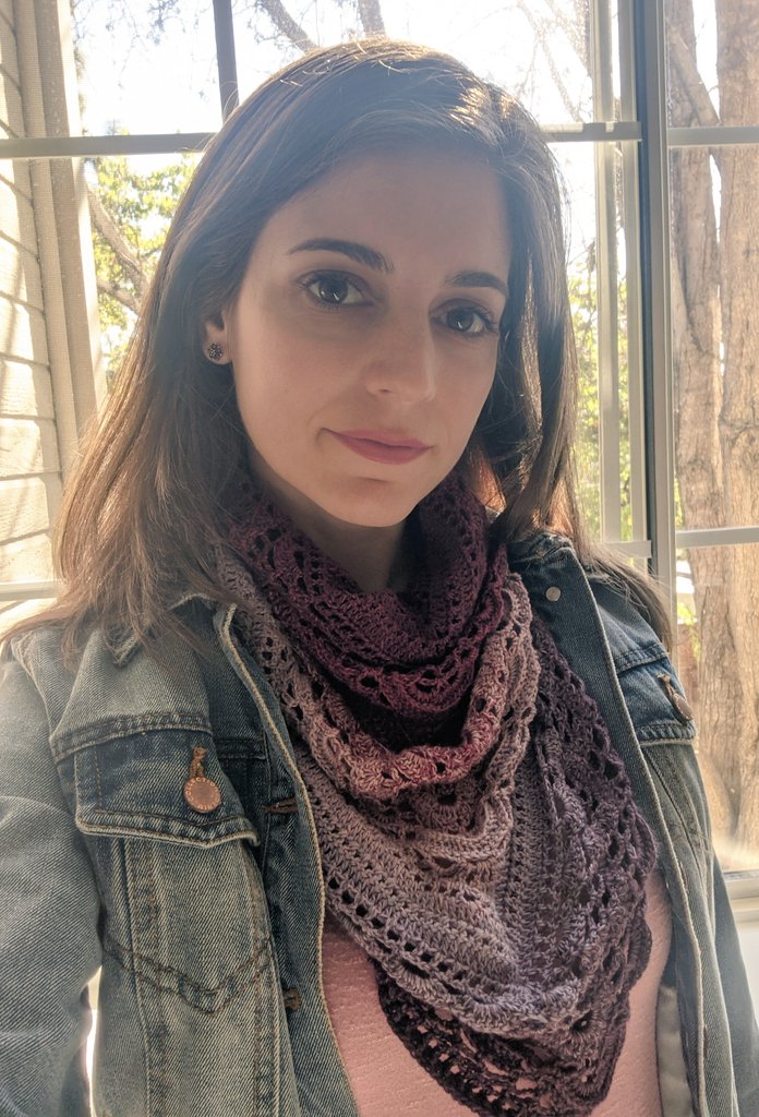 I know that it makes me seem like an old lady but I can crochet good sometimes. 🧶