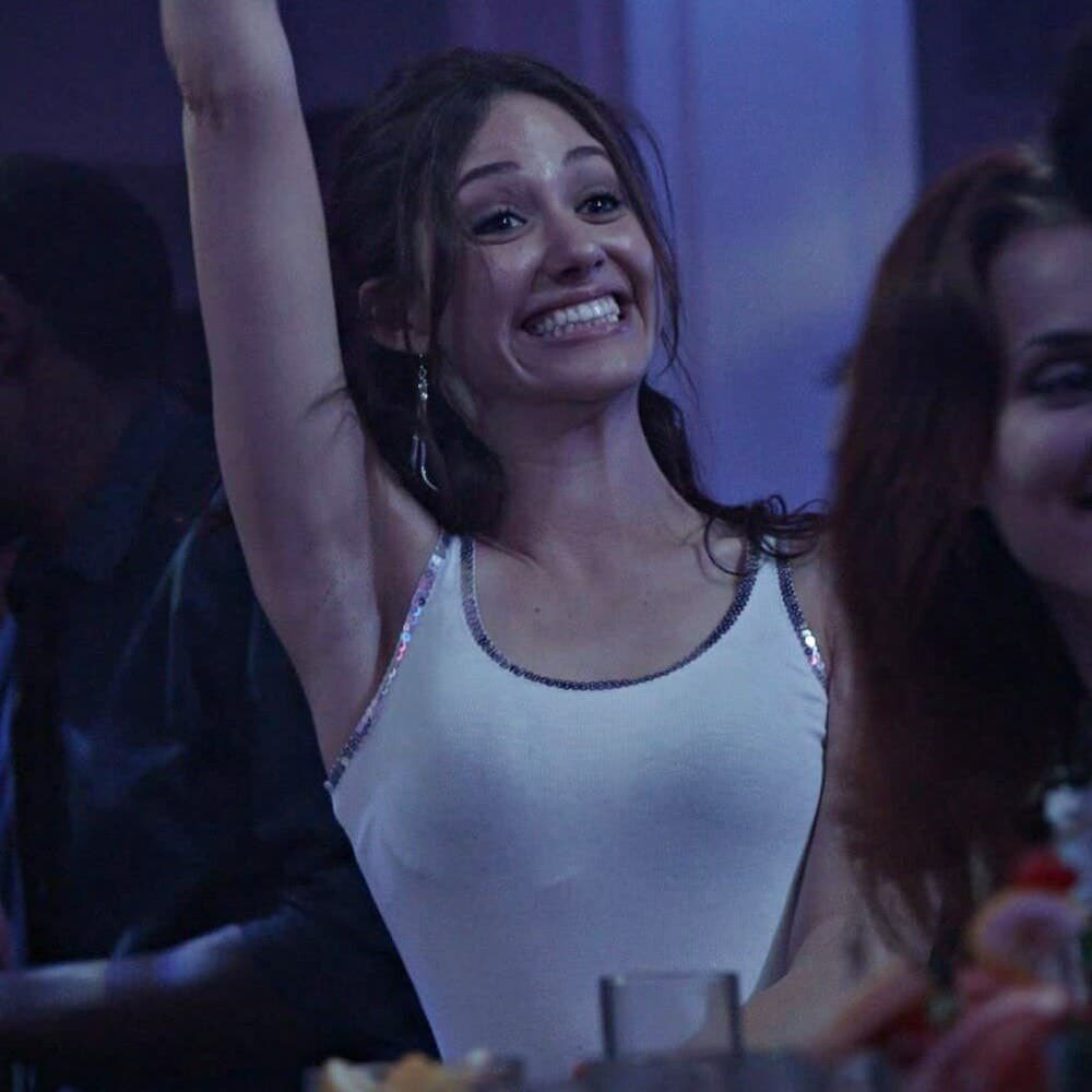 ur fav is a demigirl bisexual! on X: fiona gallagher from shameless is a  demigirl bisexual and uses shethey pronouns!! t.coQwqBvvd5sE  X