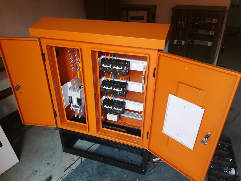 DorElectrical's tweet photo. Manufactured in Botswana by Batswana #SupportLocal #SupportValDor #Electrical #FeederPillar https://t.co/M1mqPG9UNr