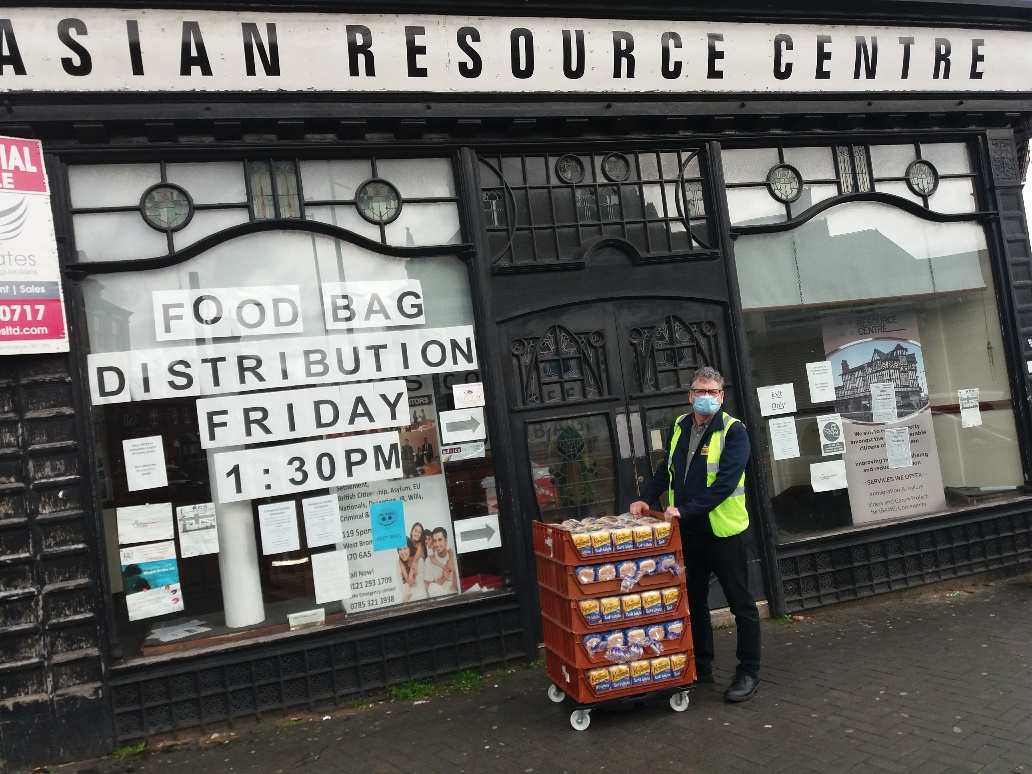 The <a href="/asian_resource/">Birmingham Asian Resource Centre</a> has recently been added our West Brom bakery’s weekly donation. We're proud to be supporting the teams who are running a food bank from this centre. Food bags are distributed on Fridays #kingsmill 🍞🙏🏽