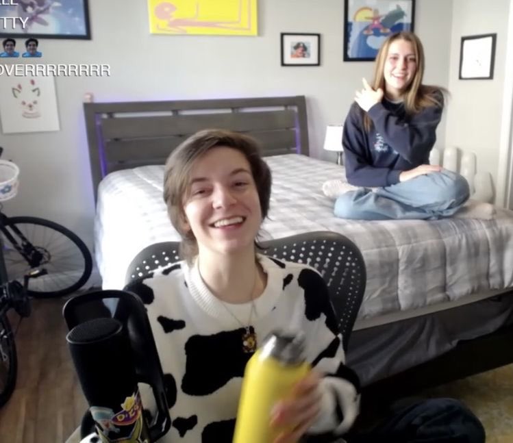 DrownedSinjin's tweet photo. aye yo westons room check!!
#sinjindrowning #westonkoury #sinjindrowned #kalynnkoury https://t.co/fdhc6HhcMz