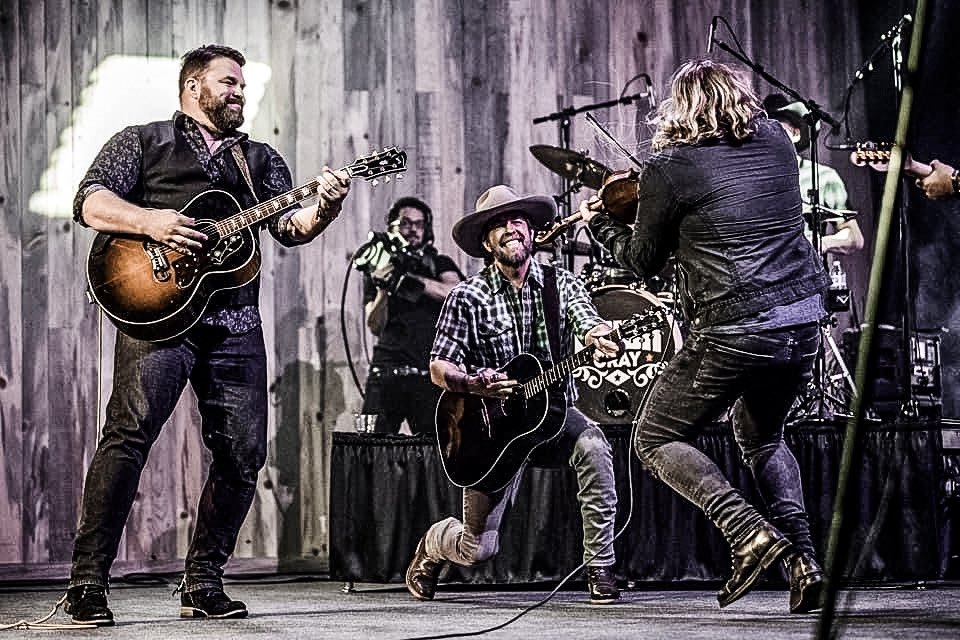 uniongrayband's tweet photo. #missing these #events.  Super #blessed to back up an amazing #voice and #talent in @jamesotto at @BootBarnHall My highlights: Your Good Thing’s Gone Bad James’ cover of @BobSeger #NightMoves #countrymusic #entertainment #livemusic #singersongwriter #memories #lovewhatyoudo https://t.co/VZJbNqx3Gk