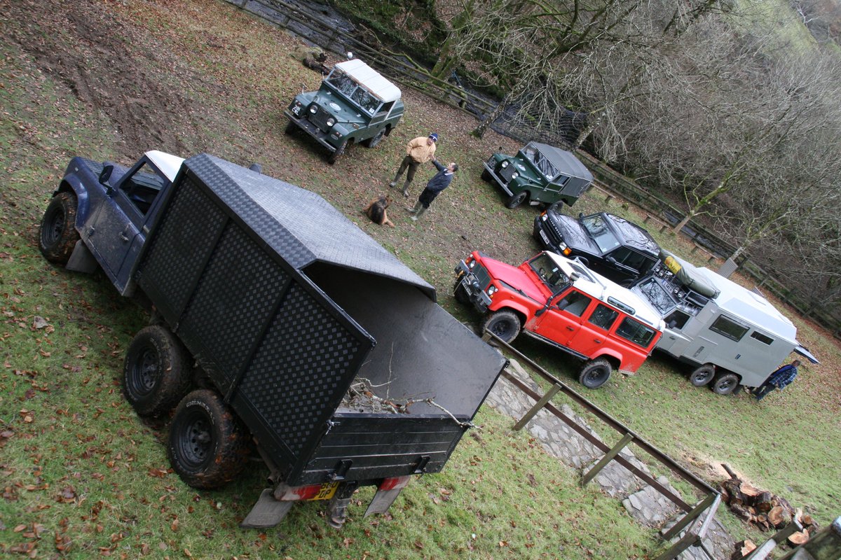 ah happy days, photoshoot here for <a href="/LRMonthly/">Land Rover Monthly</a> many many moons ago with the offroad writing legend David Lovejoy... some cracking Land-Rovers here that weekend. @LandRover_UK