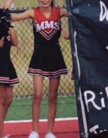 rileyywrighttt's tweet image. rlly proud of myself for how far i’ve come. 55 pound difference in these😙my cheer coaches replaced me &amp;amp; made me sit out of competitions &amp;amp; practices until i recovered which literally saved my life #NEDAwarenessِWeek
