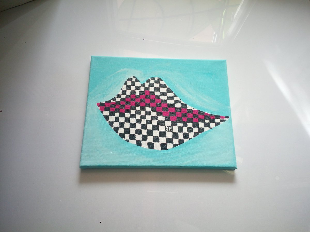 Happy Frühling 
.
FLYING LIPS ~ Acryl on Canvas Painting 30x20cm
150.00€ ~ By GabrielleArt, Berlin 2021
Gallery ~ Saatchi Art, London
.
#kiss #art #onlinegallery #invest #lips #sexy #buylocal #sale #gabrielleart #beauty #interiordesign #türkis #karo #kunst #acrylpaint #malerei