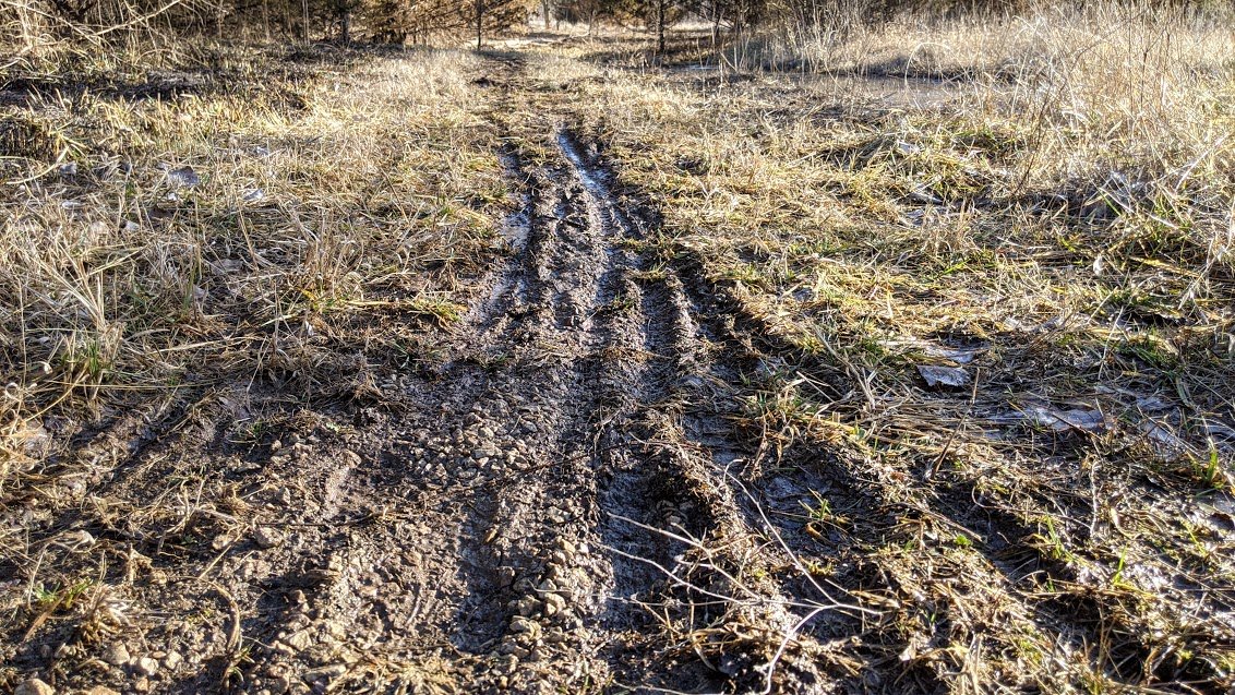 Please remember that singletrack trails are closed to traffic (biking, walking, running) when wet. Usage can damage dirt trails and lead to greater erosion or muddy spots.

Trail status is available online at lehightrails.com/status
