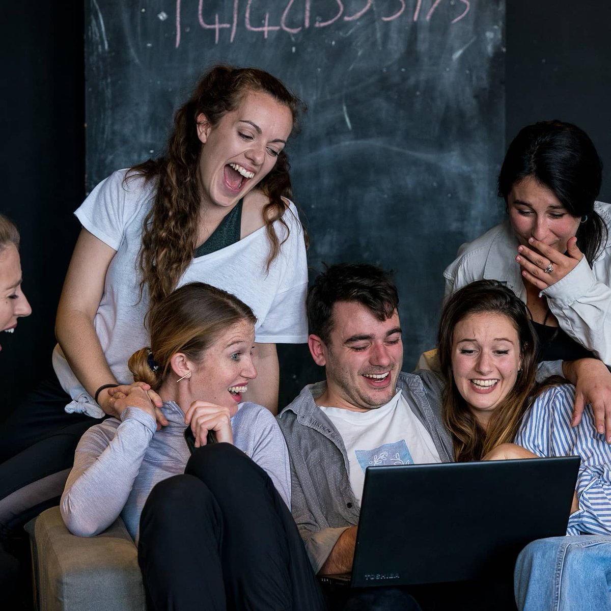 ArtsEdLondon's tweet photo. 📢 Attention! 📢 We have extended our MA Acting application deadline for September 2021 entry to Wednesday 31 March to allow everyone more time to submit their audition pieces. Find out more and apply: https://t.co/3oowC2AFM0 #ArtsEdMA https://t.co/vdY5UjEwzj