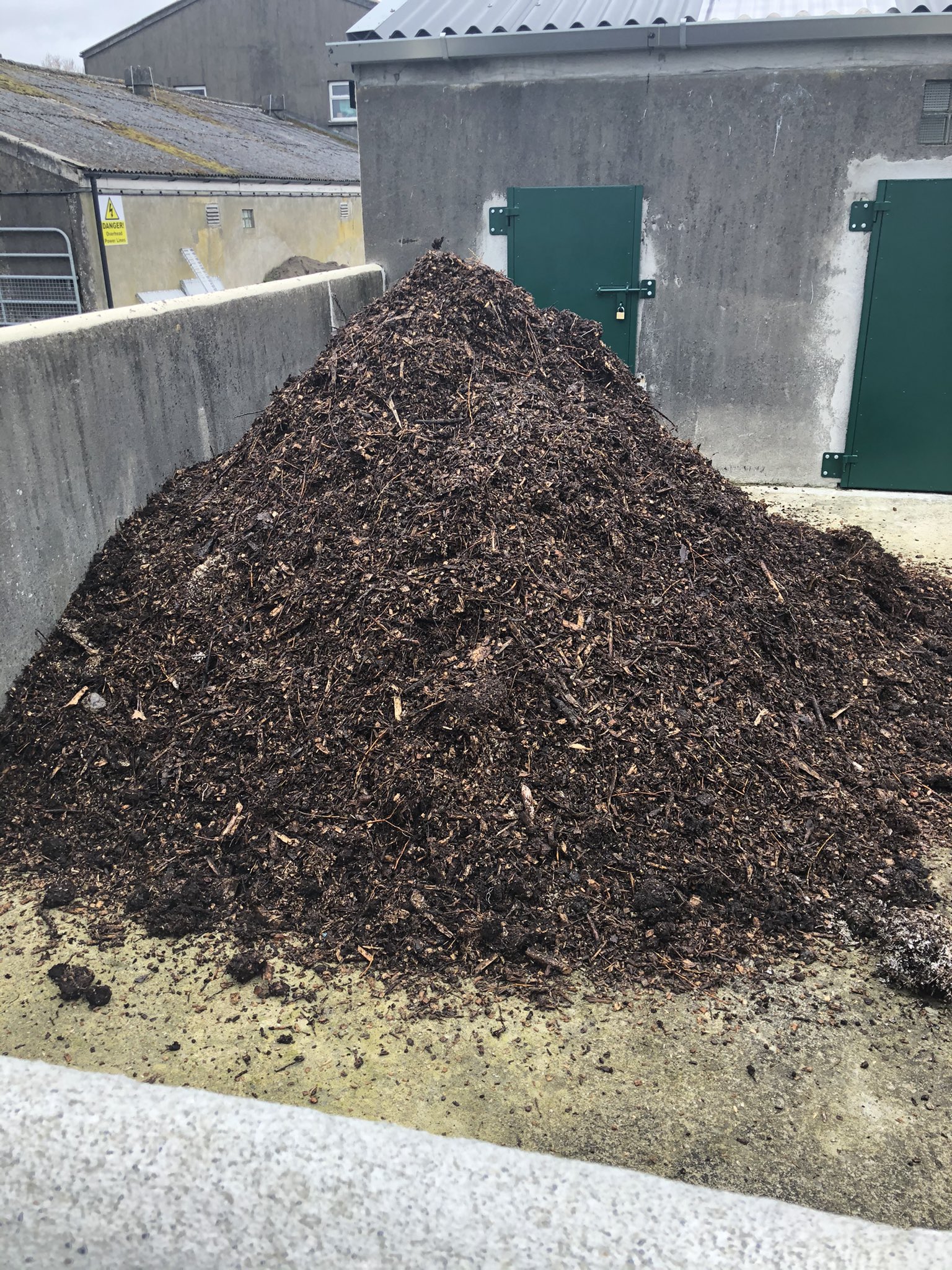 Ucd Lyons Farm A Little Bit Of Sustainability Some Green Waste From Ucddublin Main Campus Will Be Floor For Outside Teaching Pig Area And Then Composted To Add