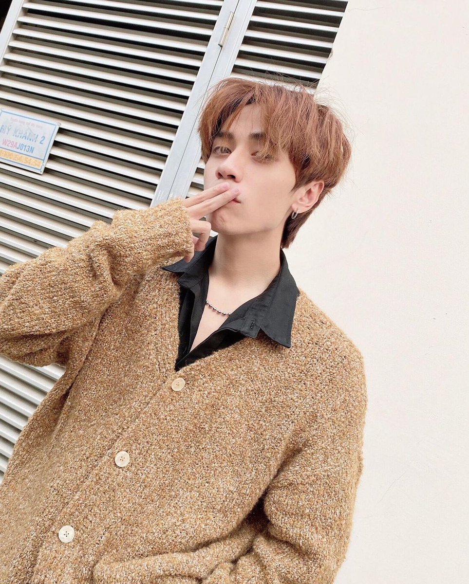 donut_hongsa's tweet photo. G9💙🦌 กวางน้อย
พักผ่อนเยอะๆนะ😘💙
@qh_masterd 
#quanghungmasterd #OnlyyouMasterD https://t.co/GV3GoTuEbF