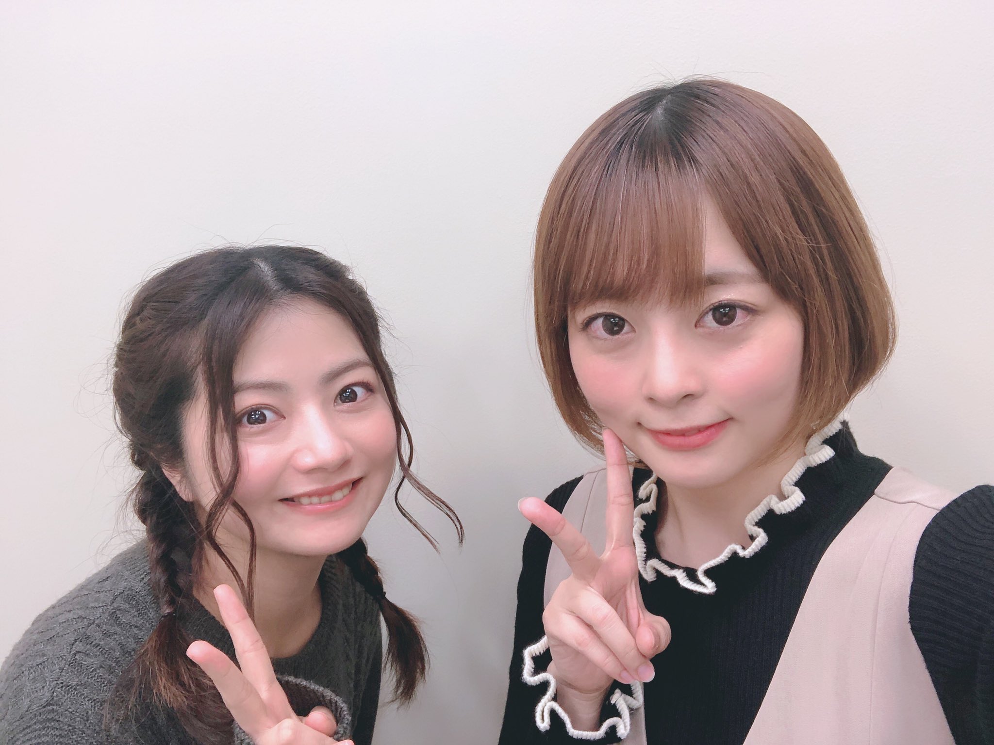 本多真梨子 En Twitter 明坂代表と写真 明坂聡美ノ共和国 電波局 は結婚と人生について考えちゃうなぁ 今回で4回目 ありがとう メイクさんがいて お弁当が美味しい素晴らしい番組です でも あけちゃんごめんよ あけちゃんより先に嫁に行くね 本多真梨子 En Twitter 明坂代表と写真 明坂聡美ノ共和国 電波局 は結婚と人生について考えちゃうなぁ 今回で4回目 ありがとう メイクさんがいて お弁当が美味しい素晴らしい番組です でも あけちゃんごめんよ あけちゃんより先に嫁に行くね