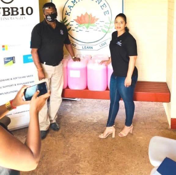 SUBB10tech's tweet photo. SUBB10 Cares !

With the reopening of schools next week, we were glad to be able to sponsor Kamalinee Primary school in Isipingo with PPE for the pupils and teachers!

Stay Safe to all the learners and teachers !

#subb10technologies #staysafe #kamalineeprimaryschool https://t.co/dyomnkYI6G