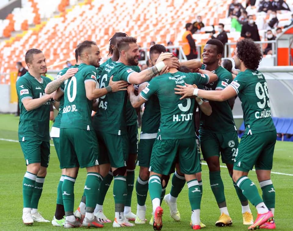 YemecanCan's tweet photo. TEŞEKKÜRLER GİRESUNSPOR
Süper Lig yolunda emin adımlarla ilerleyen şehrimizin gururu Giresunspor'umuzu kutluyorum. https://t.co/rjHE3clMHj