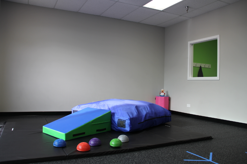 LittleStepsPT's tweet photo. Have you stopped by our new Glenview location? 🌟 Visit us at 1850 Johns Dr 📍 https://t.co/D0M5kpU9kv