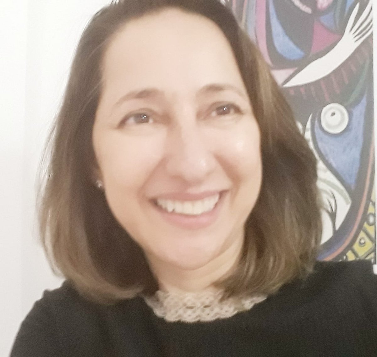 Professora Doutora em História Social comenta sobre os 89 anos da conquista do voto feminino. 
Confira: bit.ly/3pOHN8v