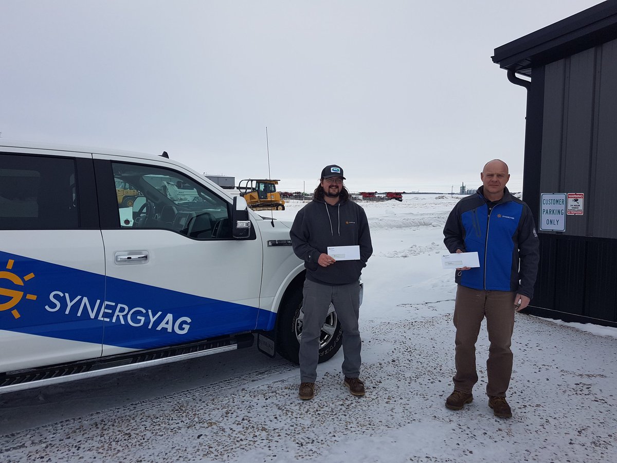 Page__Newton's tweet photo. @SynergyAGYktn has their  @canterraseeds Prebate cheques in hand!!! Buy your CS4000LL and save $30/bag - call Zack, Marc or Grant today to book yours! Thx to @agroclub_canada farmers who booked b4 Jan 29 get $$$$ b4 seed hits the soil! #westcdnag #SeedIndustryFirst https://t.co/YJX7j9A89D