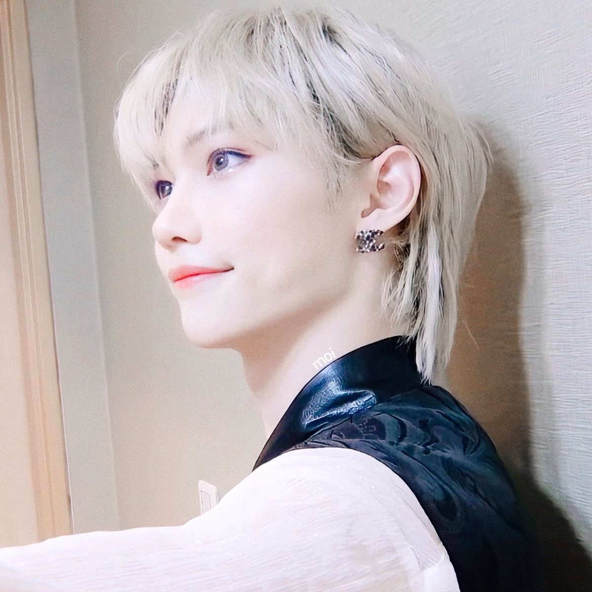 𝐅𝐞 tweet media