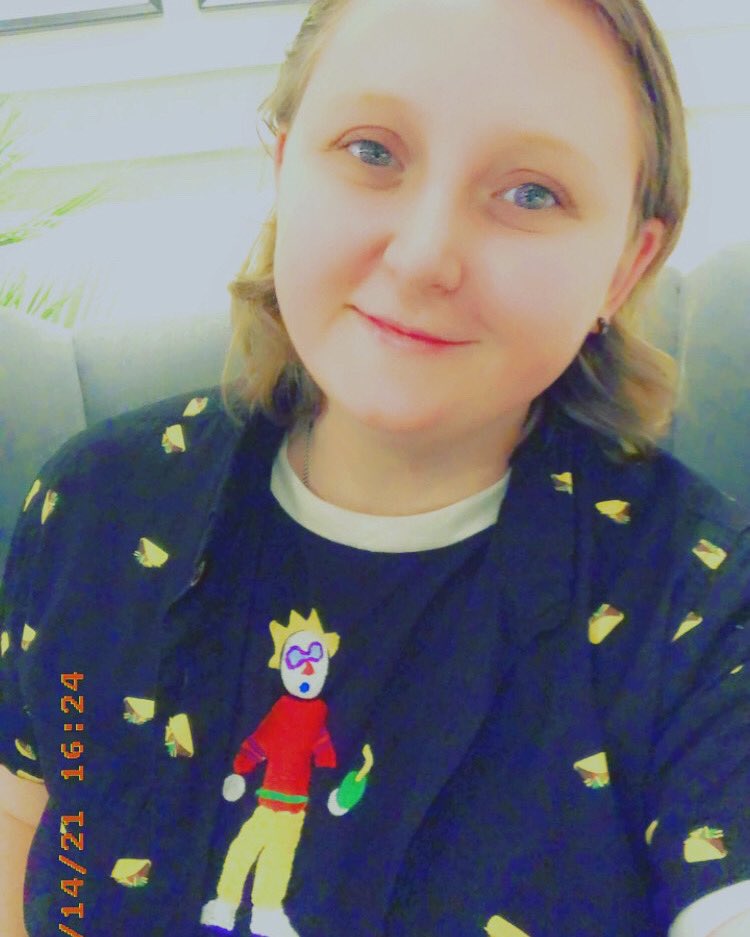 alongstoryshrt's tweet photo. Iβve been too self-conscious to post a selfie in awhile but fuck it.. I got my own apartment and Iβm happy af!!! ππππππππππ https://t.co/17fEANcrqi
