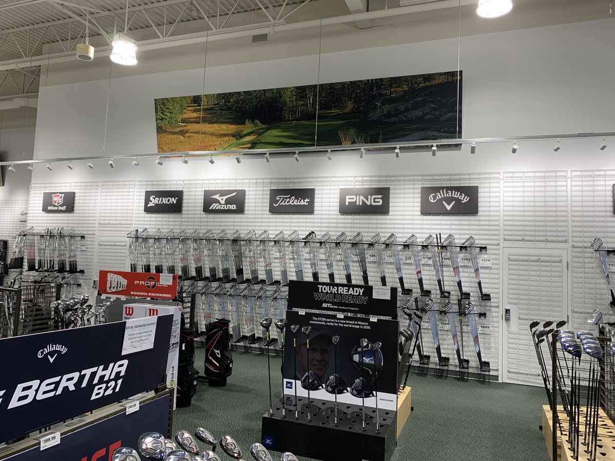 Some retail signage going up! Beautiful photos <a href="/GolfTown/">Golf Town</a>.