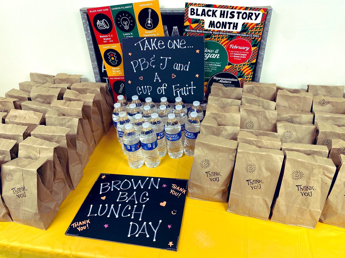 Brown bag lunch 😋😋😋team 1206