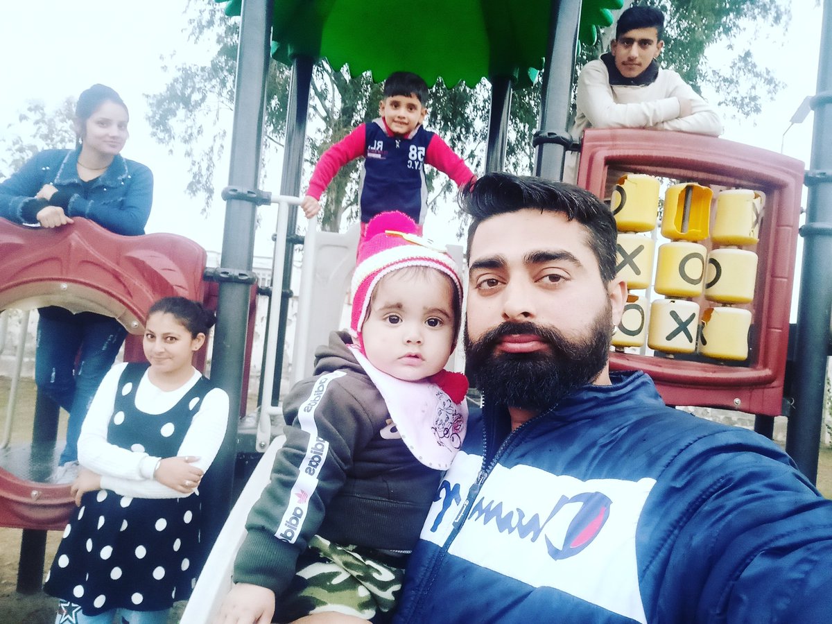 romy sharma (@romysha03996010) | Twitter