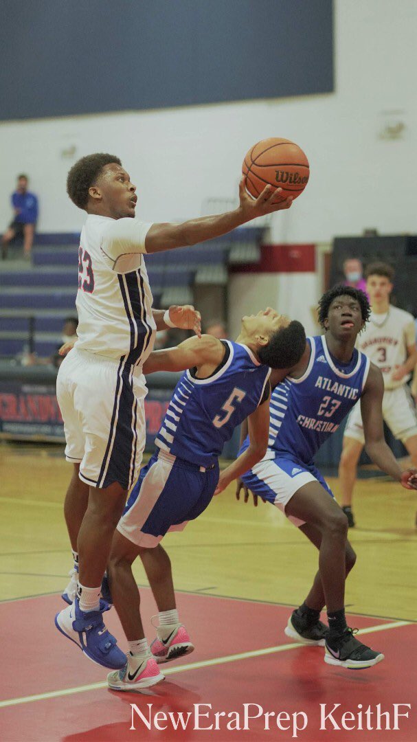 EraPrep's tweet photo. From last night: Images at the @GVPBasketball - Atlantic Christian playoff game

@FHSAA Class 2A - Region 4 semifinal

@pedro_brown0 @makye_boles @PBCBBallForum @FRangeman @Opp_Sports_Ent @FutureDraftStyl @TheKevinFielder 

🔥📷: @keithdonyel https://t.co/QbnqIad5gM