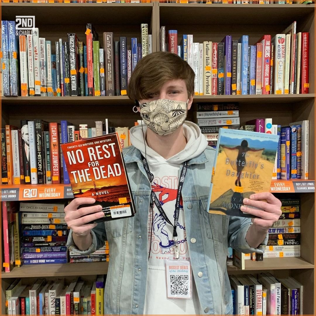 2ndandcharles's tweet image. Today only all clearance books are BUY 1, GET 1 FREE at #2ndandCharles📚 #2ForU