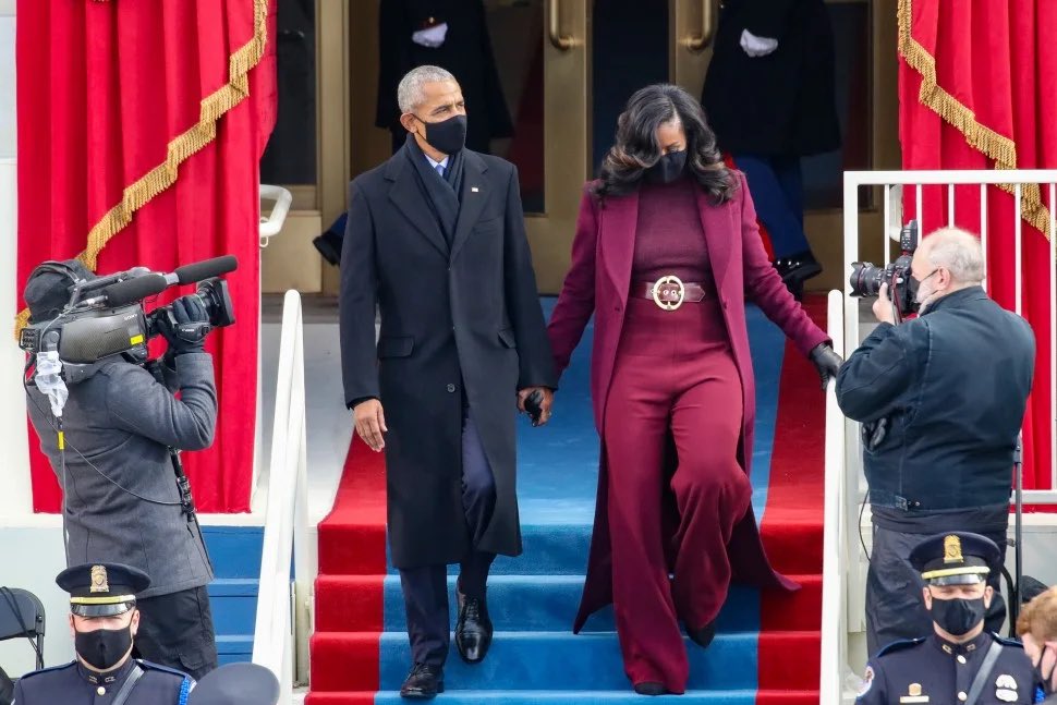 BlackAlumniNKY's tweet photo. Day 24 is dedicated to Black Love. We believe it goes without saying with selecting these two. Thankful for the leadership, trailblazing efforts, and demonstrated love and admiration the Obamas have for one another. Shout out to Mr and Mrs. Obama!
#nkuBHMchallenge #NKUBAC https://t.co/MOcqqhZkly