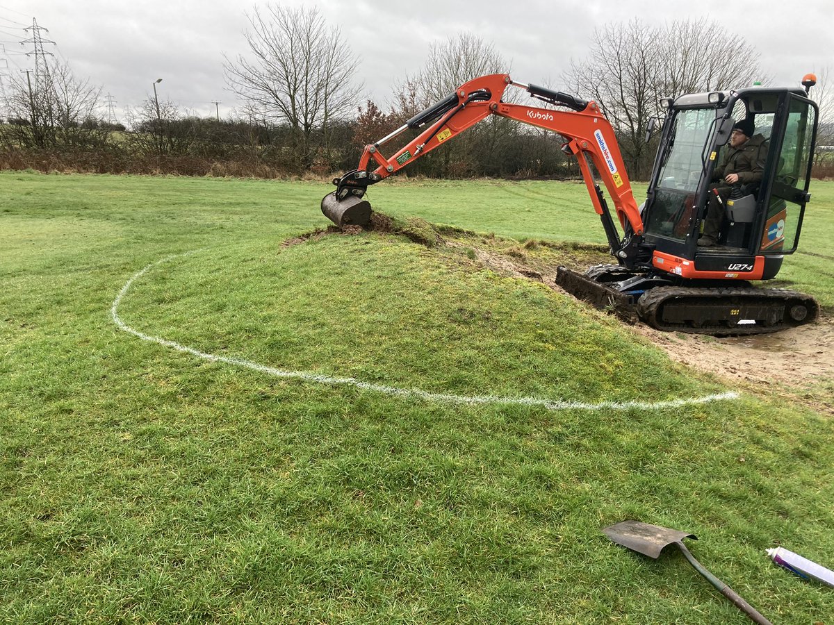 bgcgreens's tweet photo. 24/2/21 practice bunker filled in and new one made where the mound was to be filled with sand tommorow https://t.co/Uex6eOq8z0