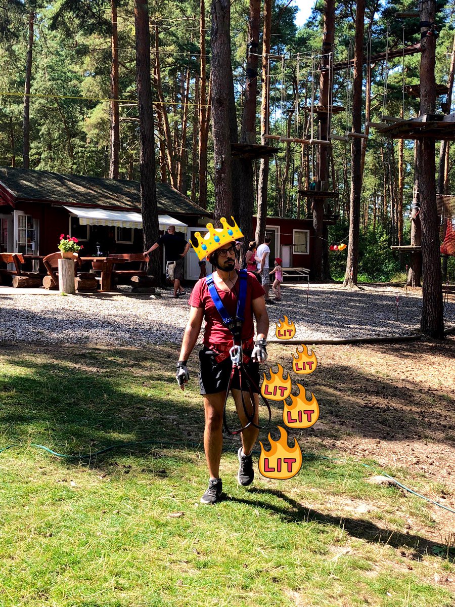 Indieus's tweet photo. Post an image of yourself as the final boss without downloading new pics https://t.co/85MHTWkDsY