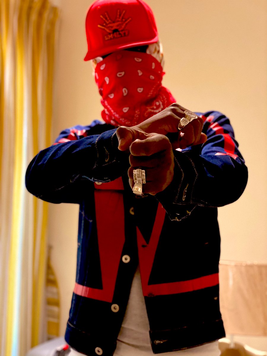 shattawalegh's tweet photo. Shot pointed but da shot was short like his dead career  😂That was short 😂😂😂 

#KillFiFun
#KFF 🔫 💥 🔫 💥🔫💥🔫💥🔫💥🔫💥🔫💥🔫💥🔫💥🔫💥🔫💥

Dropping tonite !!!! https://t.co/KxRMxFb7Nb
