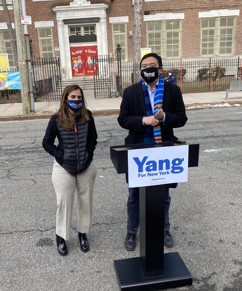 RamonCabralNY's tweet photo. First Bronx stop of the day in Throgs Neck, @AndrewYang endorsing @mvelaznyc to be the next city councilmember for district 13! https://t.co/jQfTm2o5FU