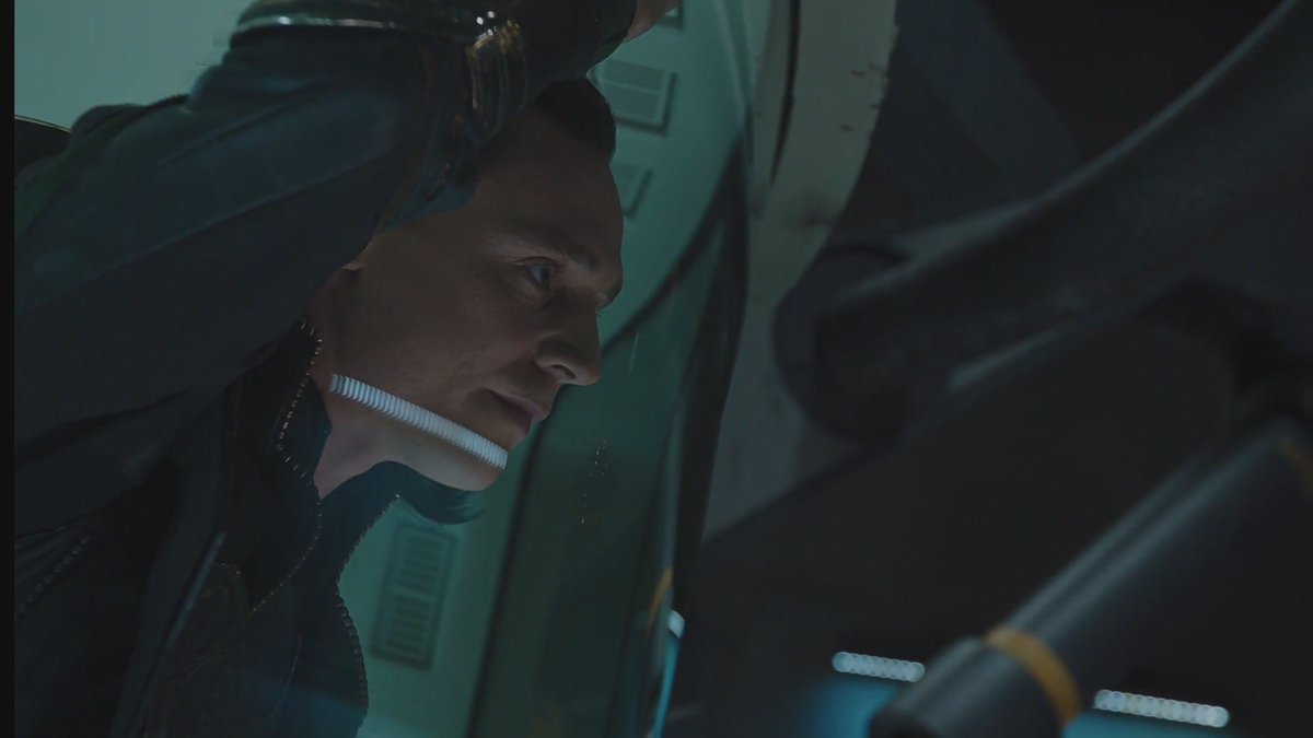 jakelinesanders's tweet image. Loki in #Avengers the most sexy and charming bad boy💚
#TomHiddleston @HiddlestonSpam #AngryHiddles #Loki