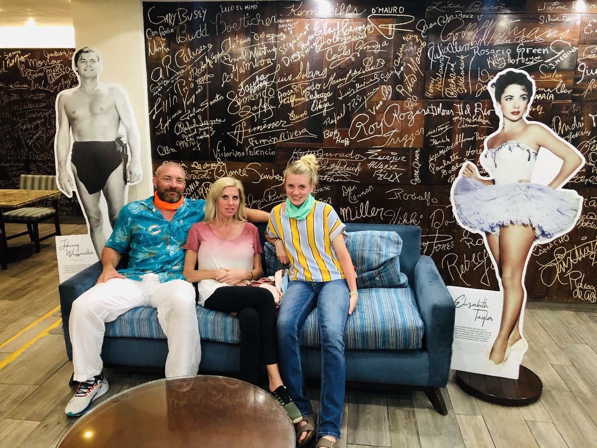 alexfinerooster's tweet photo. This Afternoon Guiding #AcapulcoTropicalSunset Tour to our visitors for a first time in #Acapulco family Franklin @ViatorTravel @TripAdvisor @elvirastoursaca  #DejateGuiarPorAcapulco #LocalExpertAcapulco https://t.co/sFCwOFeTWx