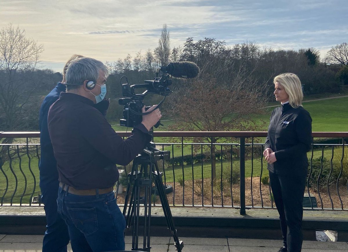 SbNResort tweet media