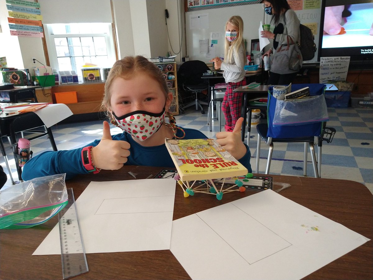 NSComputerTech's tweet image. @NSComputerTech 3rg ss take on the role of engineering STEAM). Wow it was fun watching them figure out which shape worked the best. Gumdrops and toothpicks. Perservance was the word of the day.@NorthSideEW @EastWillistonSD