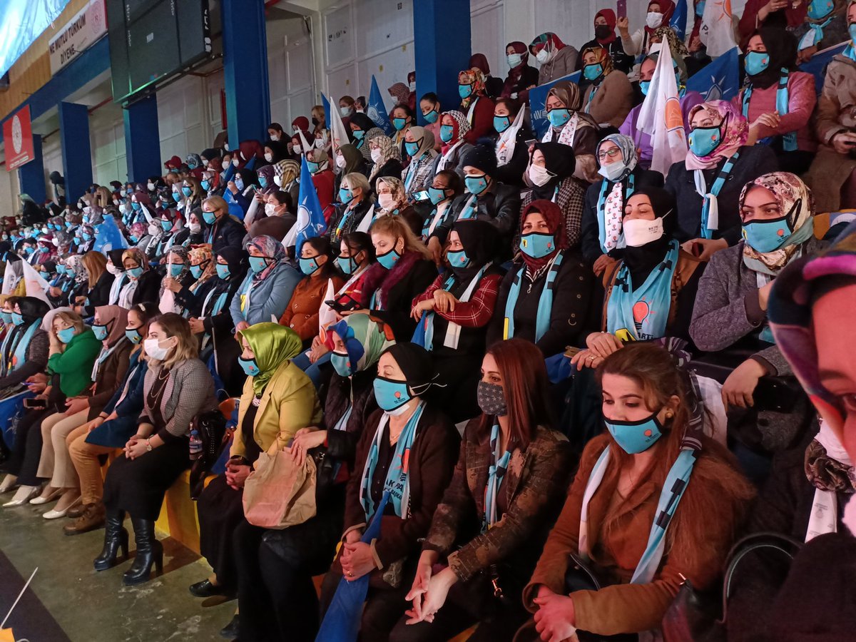 Genel Başkanımız ve Cumhurbaşkanımız Sn Recep Tayyip Erdoğan'ın video konferansla katıldığı Adalet bakanımız Sayın Abdülhamit Gül’ün teşrifleriyle gerçekleşen AK Parti Hatay 7. Olağan İl Kongremizi gerçekleştirdik.

 #İnandığınYoldaYürü 🇹🇷 
#HatayİçinİnandığınYoldaYürü