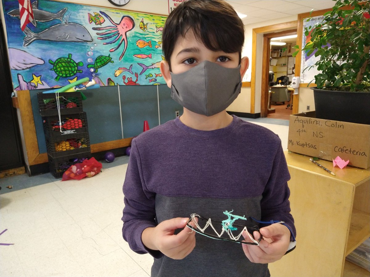 NSComputerTech's tweet image. @NSComputerTech 4th gr tried making 3D objects, some with 3doodler pens and others with Wikki sticks. Both show students how to make 3D images.@NorthSideEW @EWSDTech
