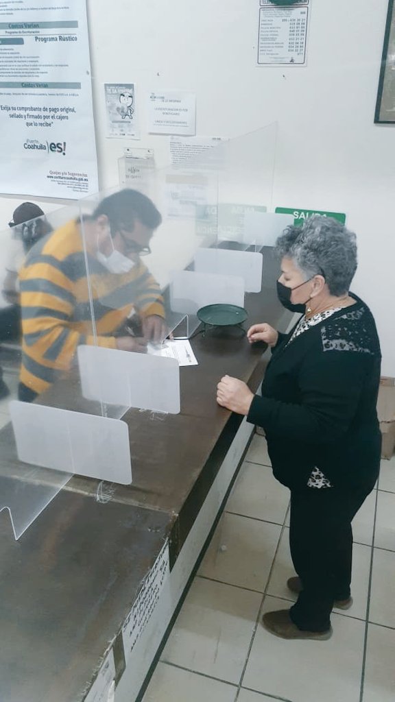 certturccentro's tweet photo. #FirmadeEscrituras El compromiso de seguir dando certidumbre jurídica a las familias coahuilenses es uno de los compromisos del gobernador @mrikelme  
Seguiremos adelante dando a más familias #CertezaJuridica 
#FuerteCoahuilaEs 
@enriquemym @GobDeCoahuila https://t.co/2P6TSK8QPE