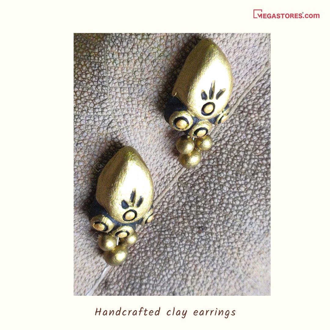 megastores_'s tweet photo. These terracotta/ clay earrings handcrafted by the women artisans are perfectly designed to revamp your mood.
Shop now: https://t.co/SU8MGBVuZs
#megastores #handmadeinindia #fashionaccessories #terracottajewellery #clayart https://t.co/DLkxeSo4Zc
