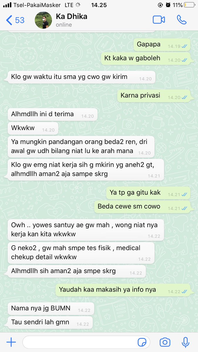 renisaarr's tweet photo. Ohiyaa gua mau cerita juga yang temen gua ini, tbtb gua rada curiga sama dia karna dari awal dia kaya yg ngeburu2in gue buat apply lamaran itu.. sampai gua ngirim lamaran gue nanya mengenai point 1 itu seperti apa dan balesan dia itu ky yg dia ada dibalik ini semua gitu https://t.co/a2e4PSWZDt