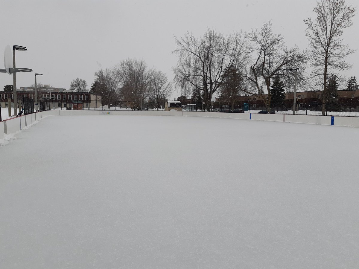 Bayshore Park is closed Wednesday to skaters/hockey. Please stay off the rink. I hope to open on Thursday as long as people stay off the ice. There is still a thick 6 to 8 inch base of ice to work with if we get colder temperatures. <a href="/OttawaRinks/">OttawaRinks</a> <a href="/ottawacity/">City of Ottawa</a>