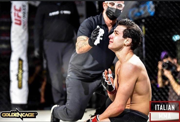 AngeloTarantini's tweet photo. Often times fighting is a paraphrase of life and these guys in the octagon, as in the ring, live exceptional emotional moments. I ❤️ this game.
The future of Italian MMA will be  awesome with the new generation 🇮🇹 #cutlife #mma #AngeloTarantini #TheSardinianCutman #thegoldencage https://t.co/jmriGE6x6t